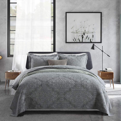 Patchwork Floral Quilt Bedspread Set