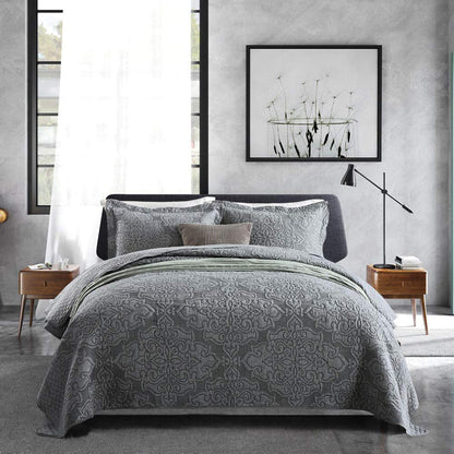 Patchwork Floral Quilt Bedspread Set
