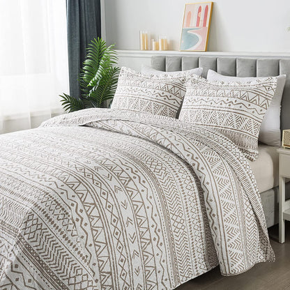 Patchwork Floral Quilt Bedspread Set