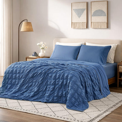 Cooling Seersucker Lightweight Comforter