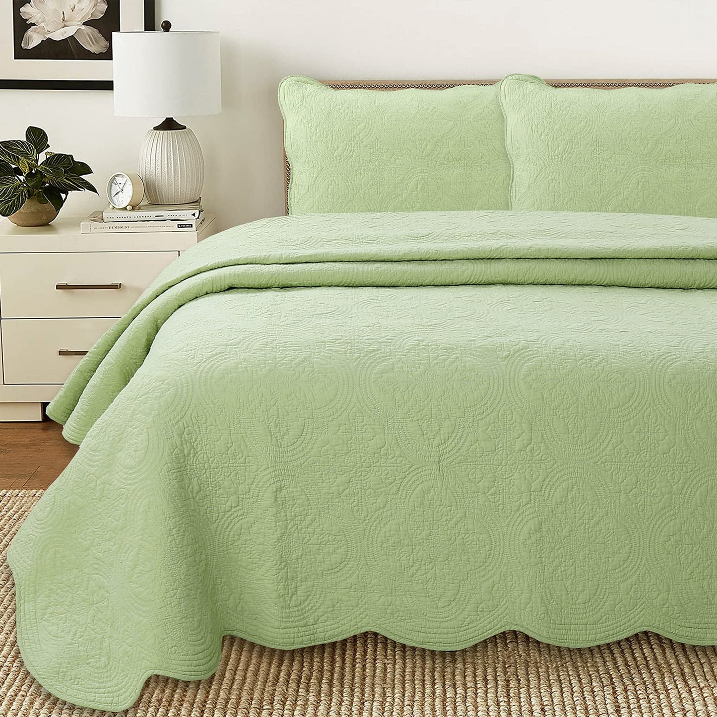 Textured Cotton Quilted Bedspread Set