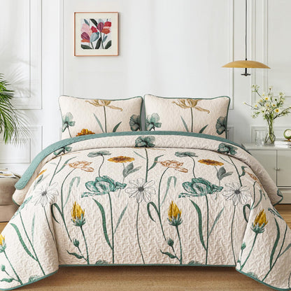 Floral Lightweight Microfiber Quilt Set