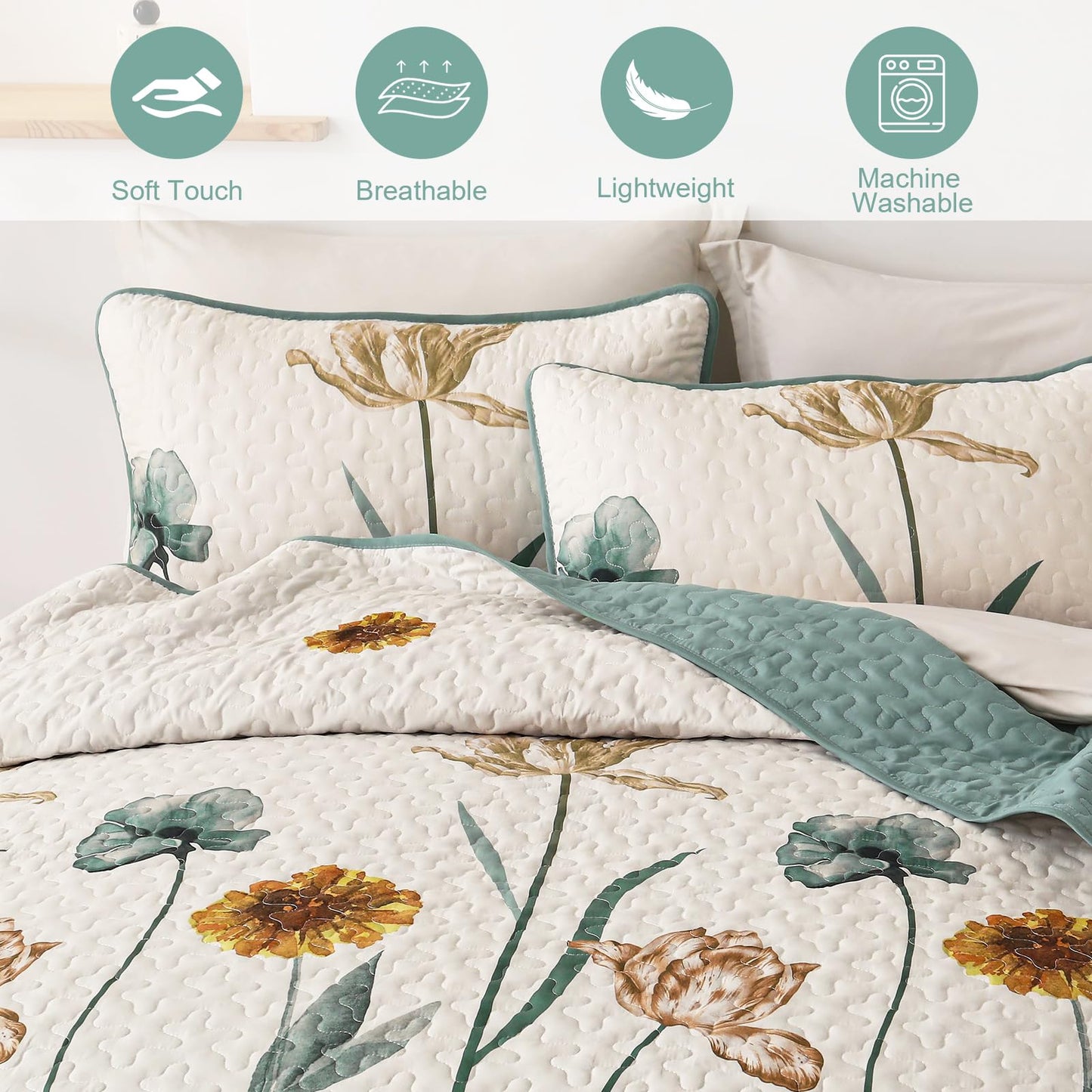Floral Lightweight Microfiber Quilt Set
