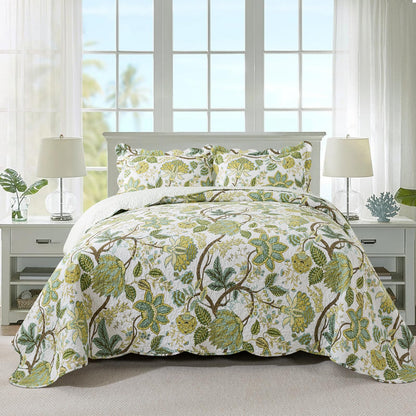 Patchwork Floral Quilt Bedspread Set