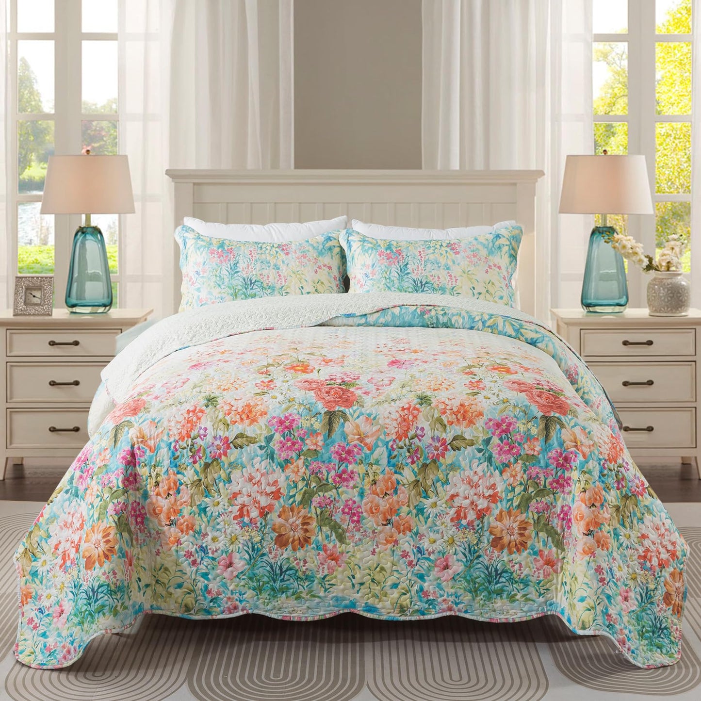 Patchwork Floral Quilt Bedspread Set