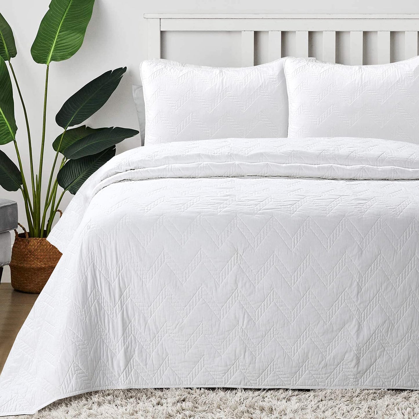 Textured Cotton Quilted Bedspread Set