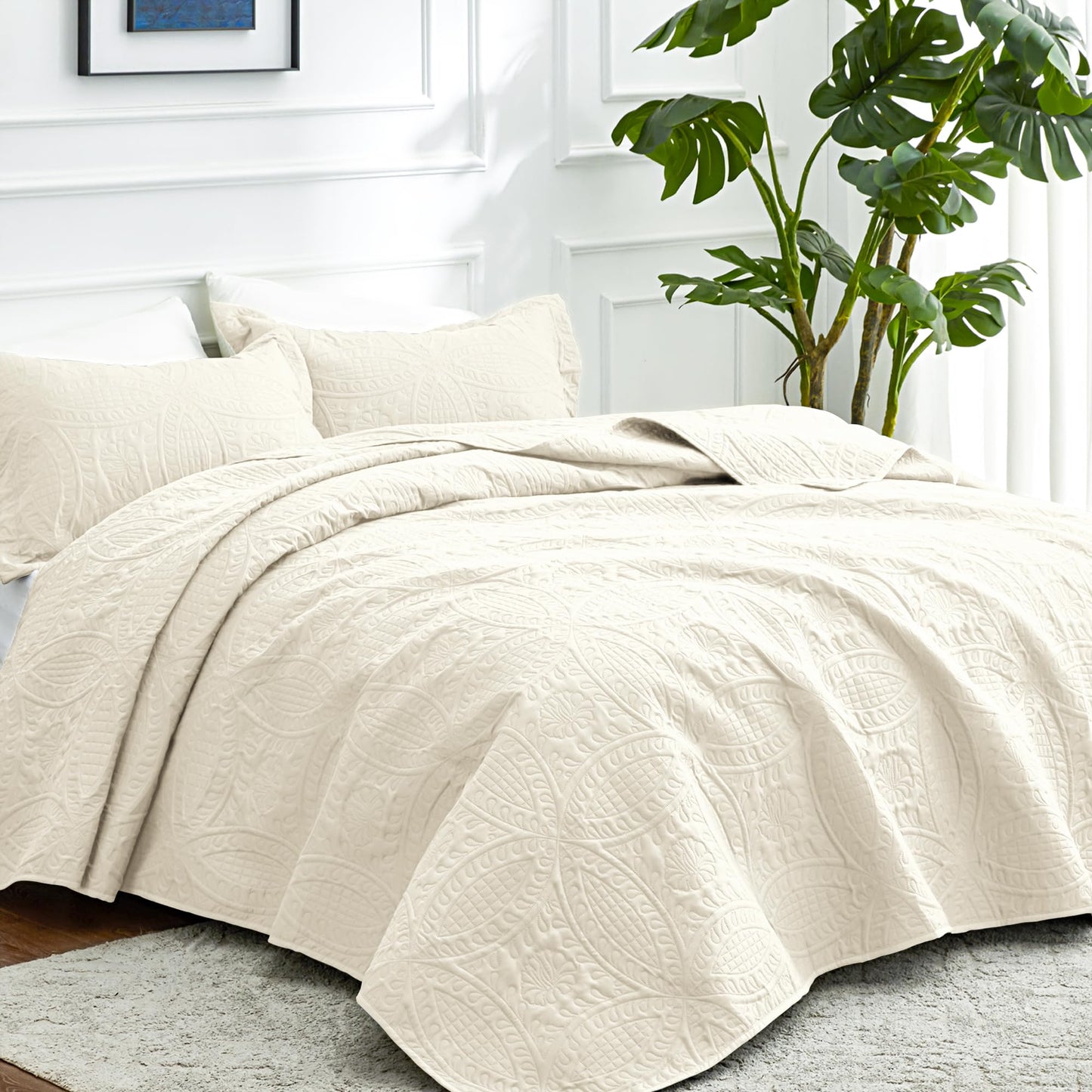 Brushed Microfiber Lightweight Quilt Set