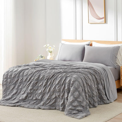Cooling Seersucker Lightweight Comforter