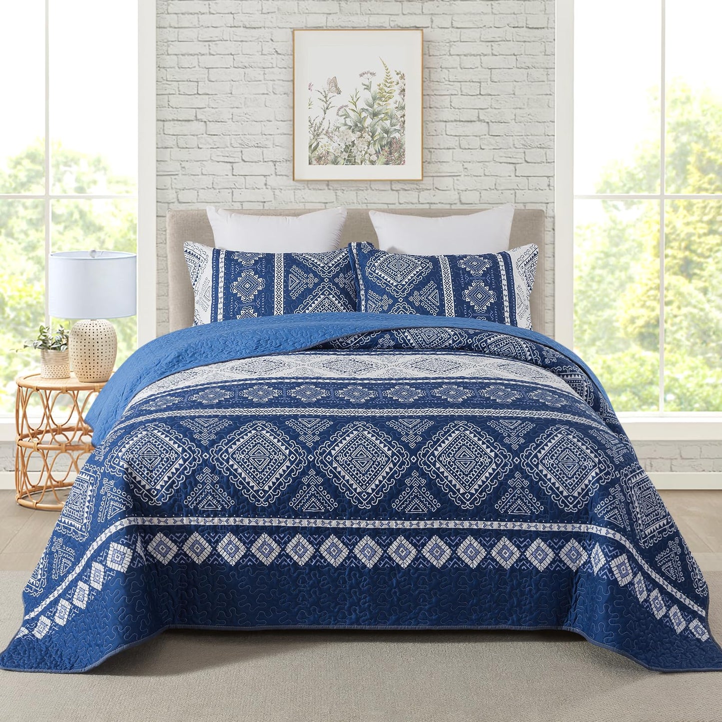 Patchwork Floral Quilt Bedspread Set