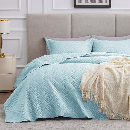 Brushed Microfiber Lightweight Quilt Set