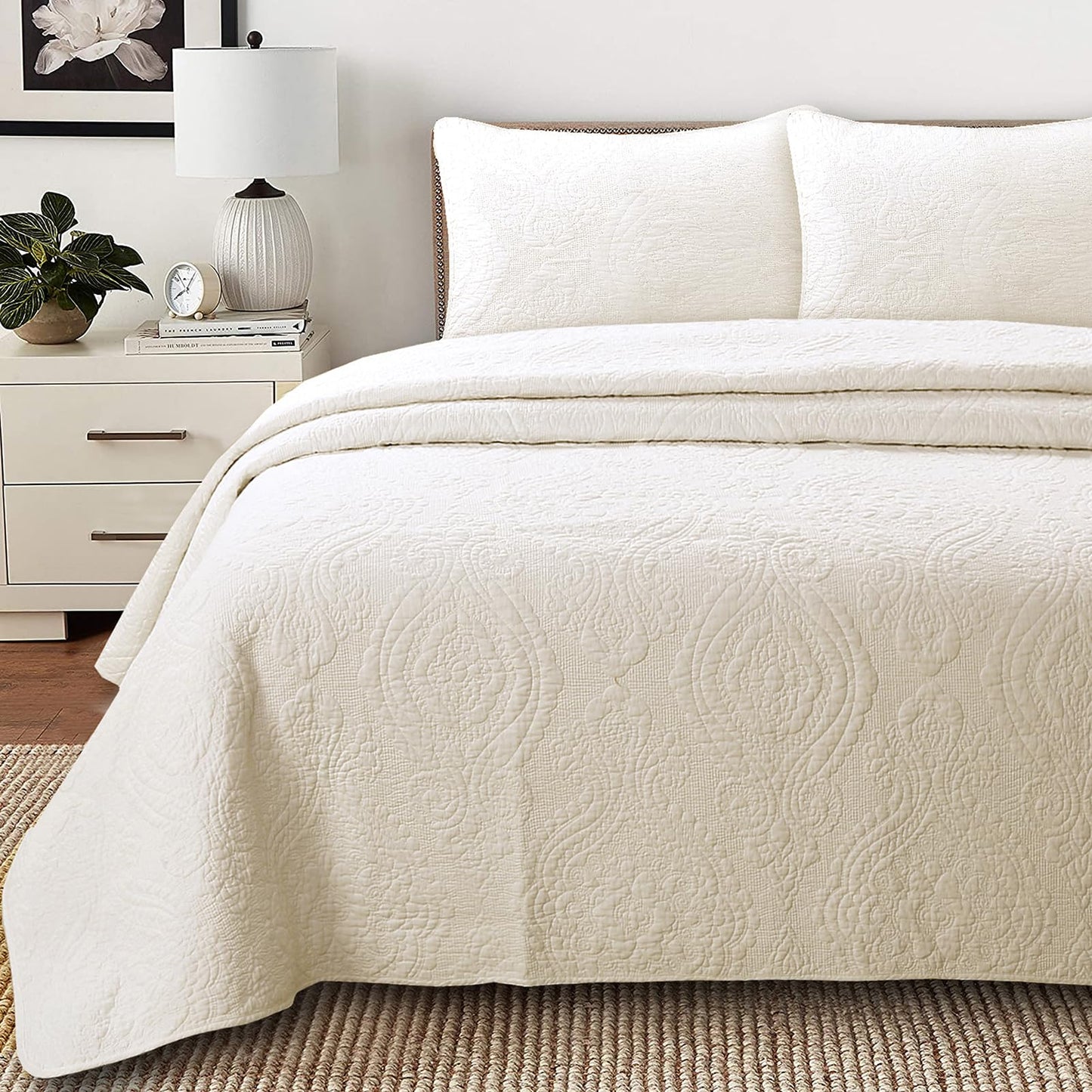 Textured Cotton Quilted Bedspread Set
