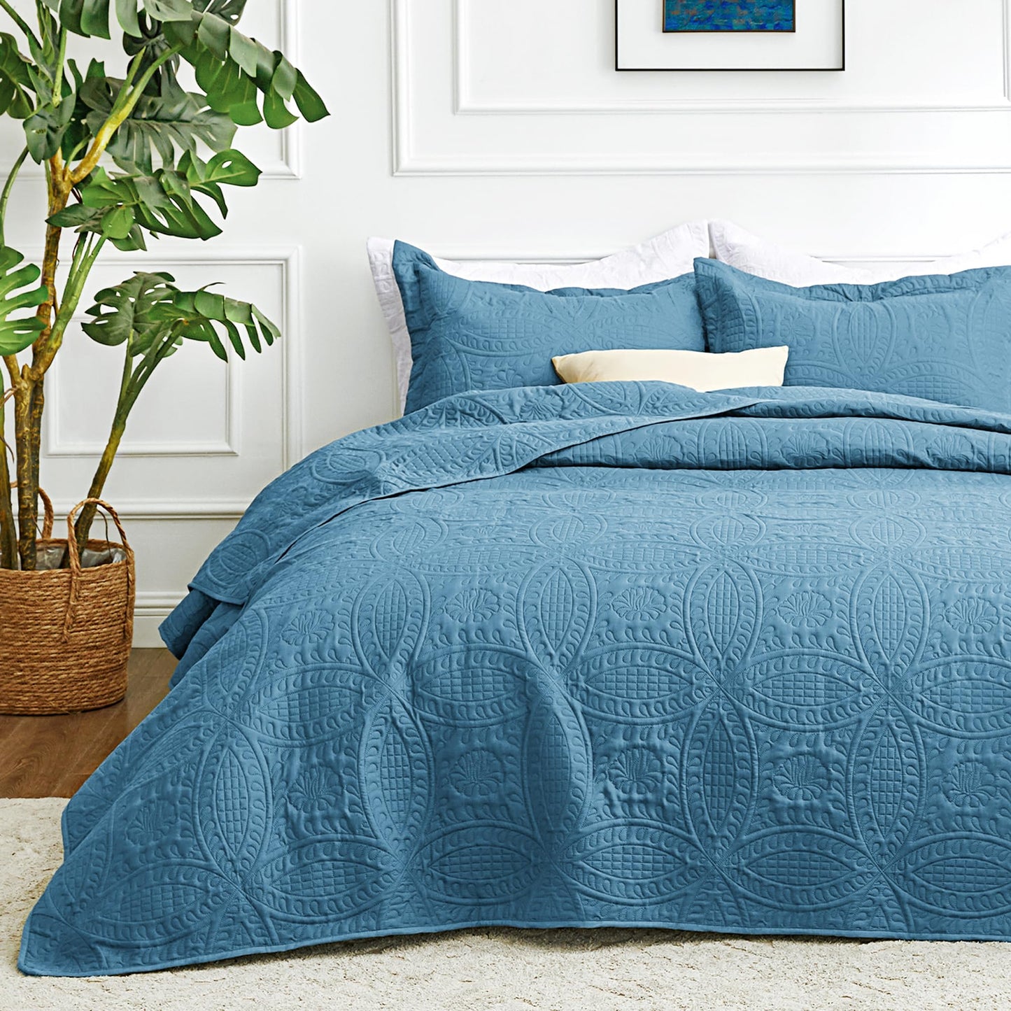 Brushed Microfiber Lightweight Quilt Set