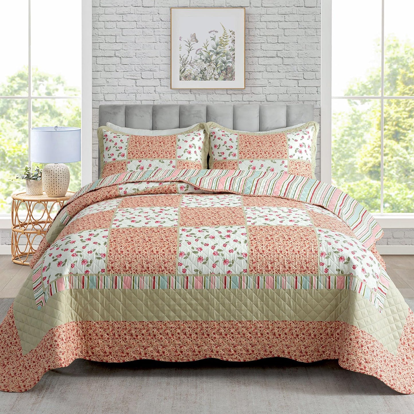 Patchwork Floral Quilt Bedspread Set