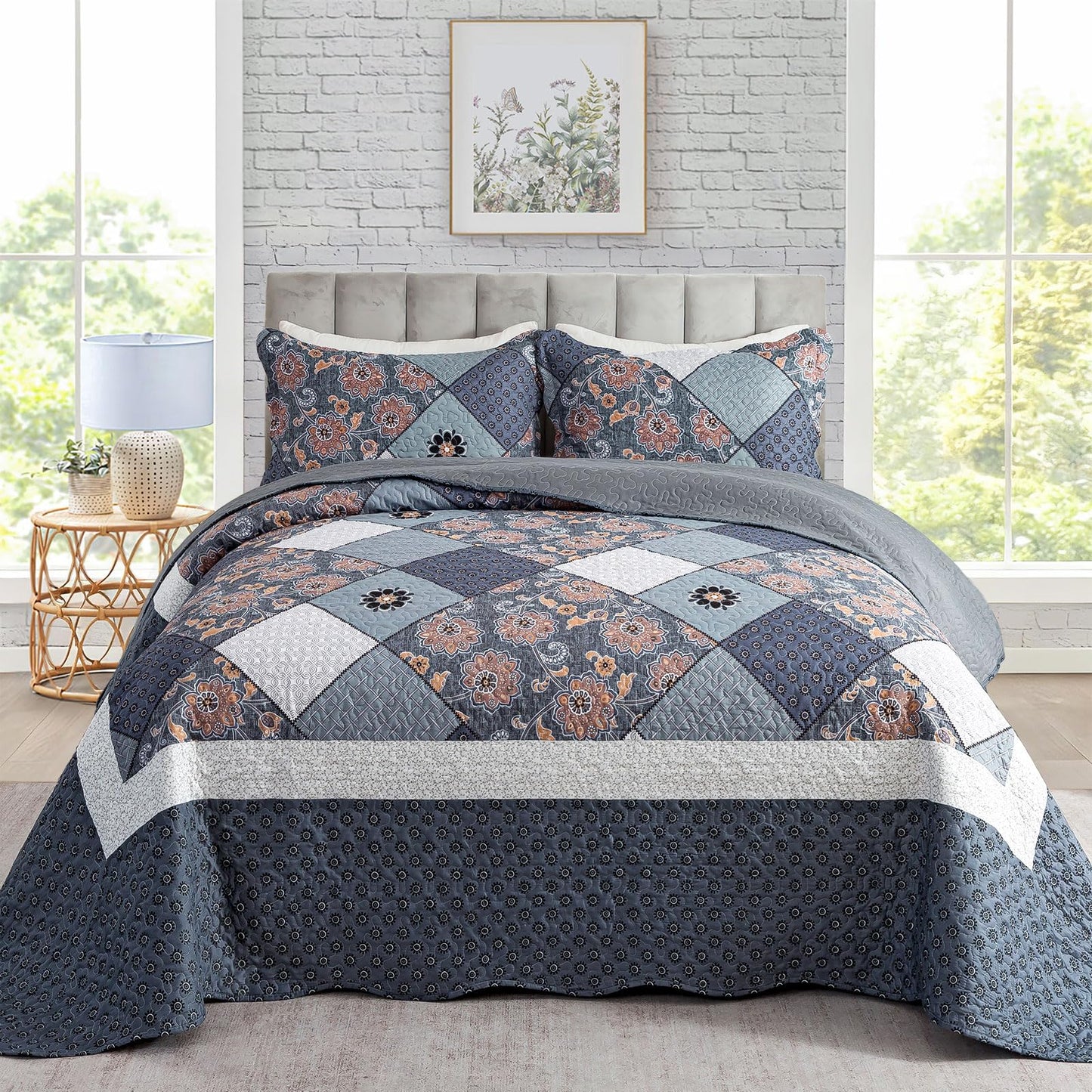 Patchwork Floral Quilt Bedspread Set